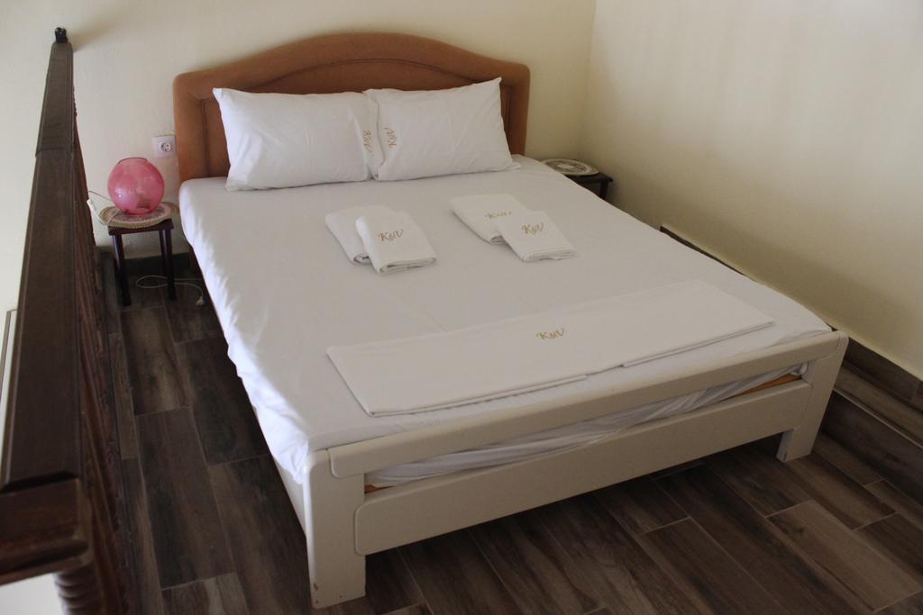 K&V Apartments เนอา มิคานิโอนา ภายนอก รูปภาพ